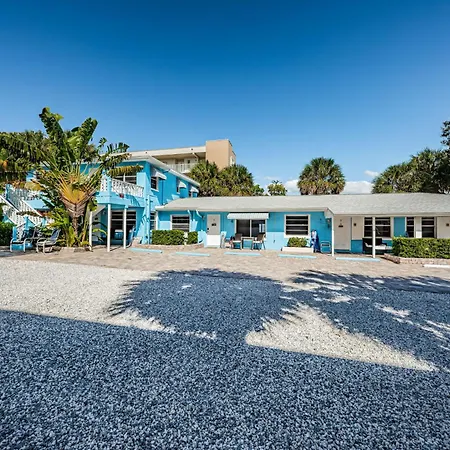 Blue Water Beachside Villa 3 Clearwater Beach Exterior photo