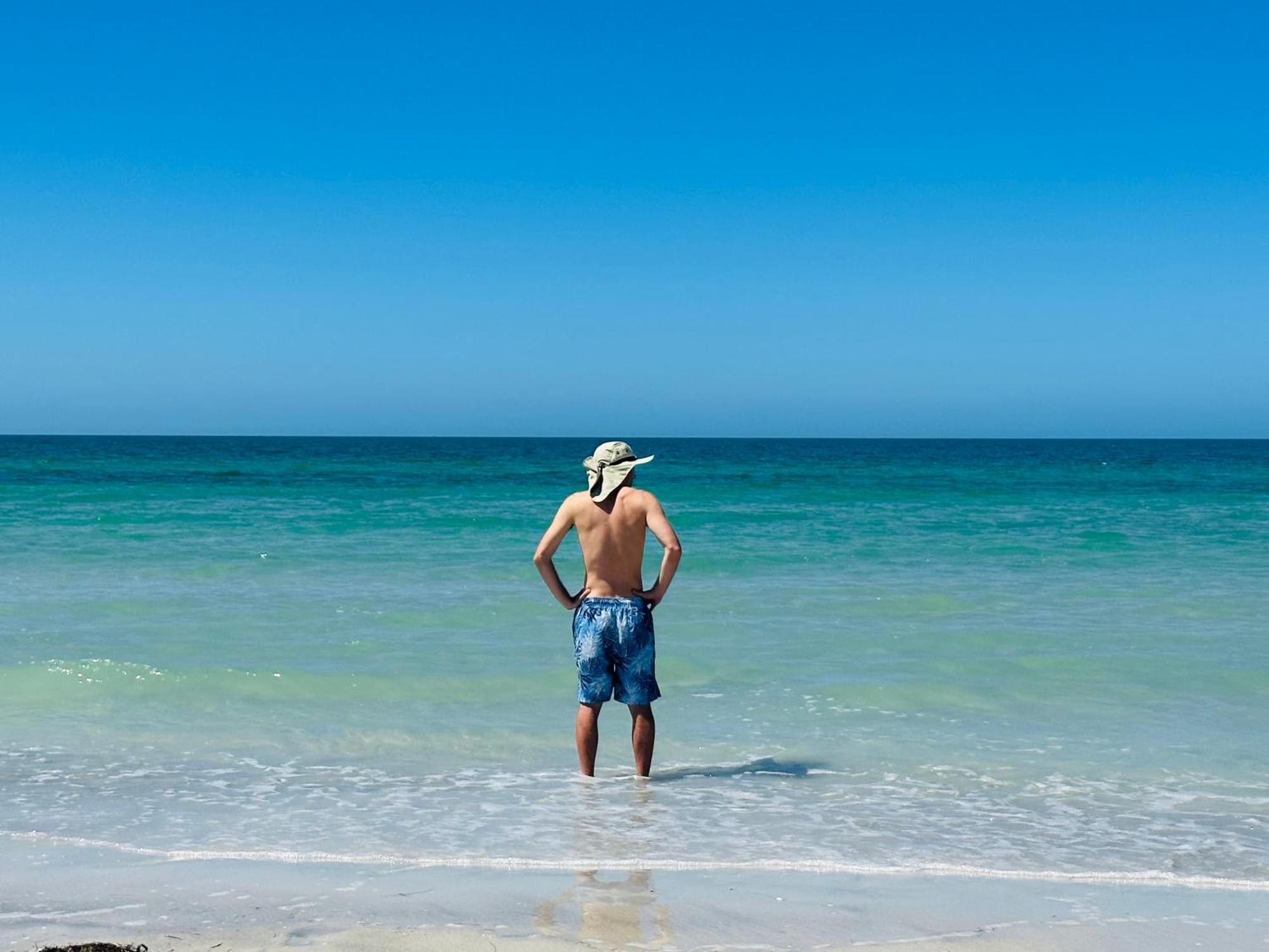 Blue Water Beachside 3 *